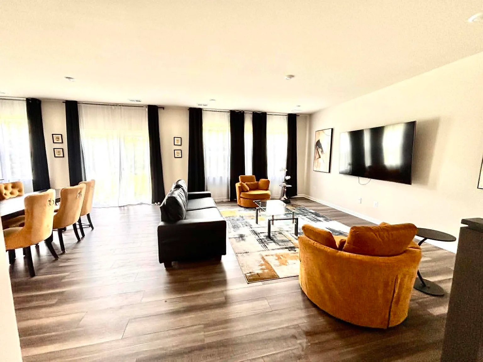 1 bed, 1.5 bath, 2550 sqft, $1,400 — Photo 4