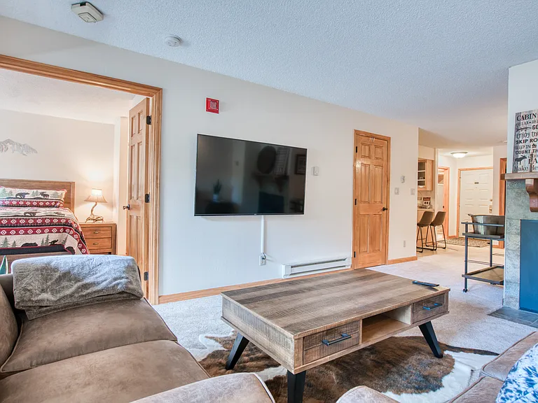 250 Ski Hill Rd #25 — Photo 9