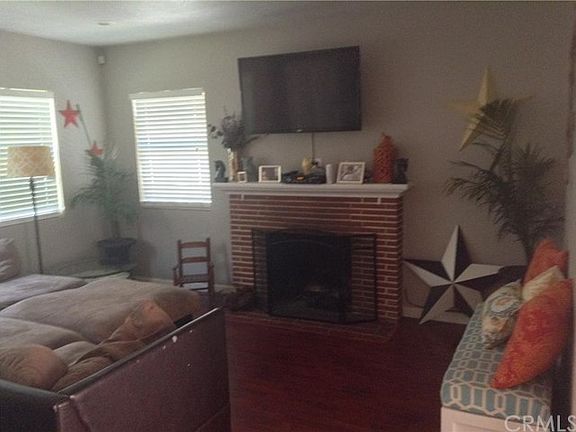 4th image of 3633 Genevieve St