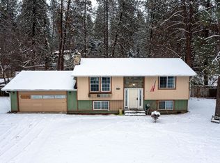 12820 W Shore Rd, Nine Mile Falls, WA 99026