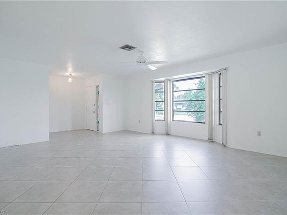 4th image of 9778 Kentucky St