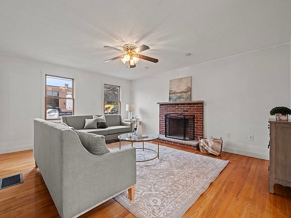 5th image of 119 Winn St