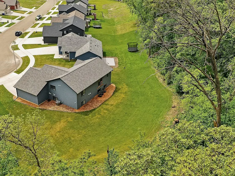 5411 Destination Ln NE — Photo 3