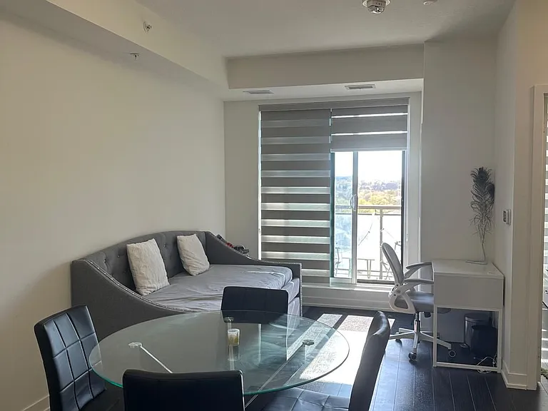 128 King St N #1407 — Photo 3