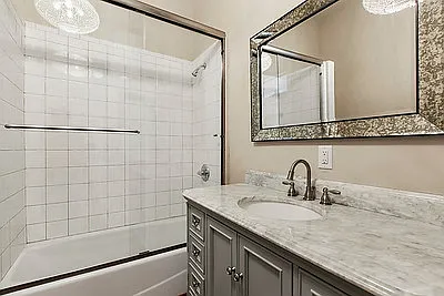 202 N Lbj Dr — Photo 5