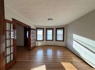 25 Medford St, Medford, MA 02155