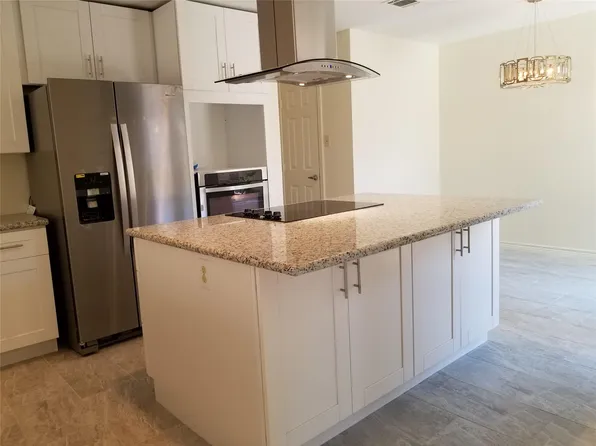 12139 Gladewick Dr, Houston, TX 77077