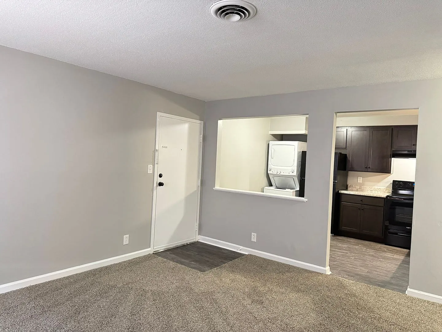 528 Main St — Photo 4