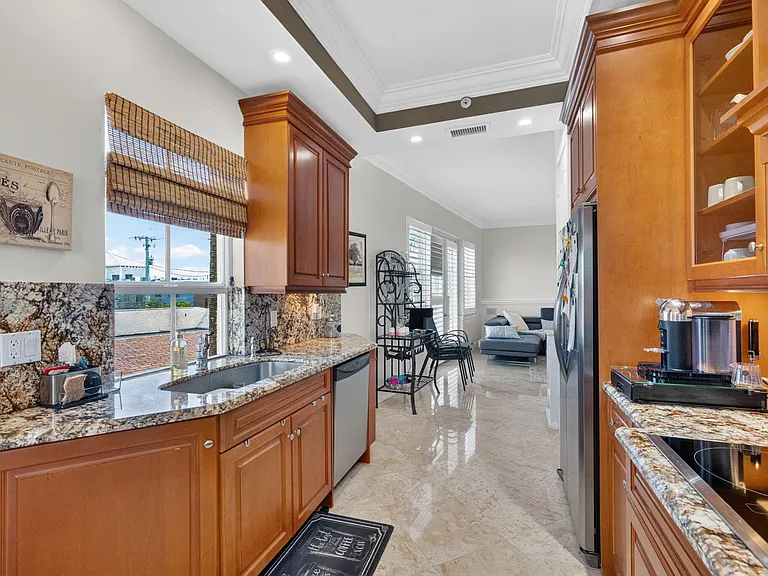 4332 Seagrape Dr #4 — Photo 18