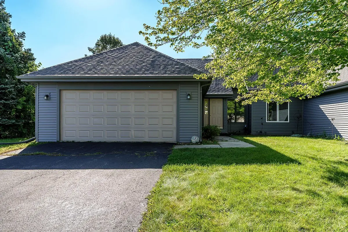 Building Photo - 202 Kirkstone Pl #202