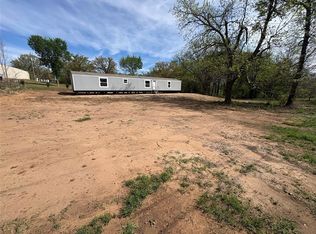 95 N Harmony Ln, Shawnee, OK 74804