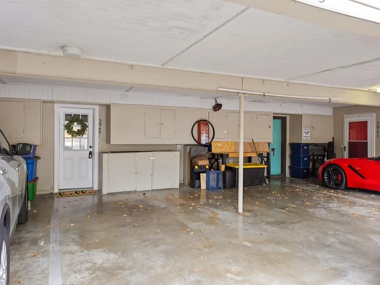 3945 N Quail Ln — Photo 4