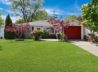 2236 Linden Ave, Waukegan, IL 60087