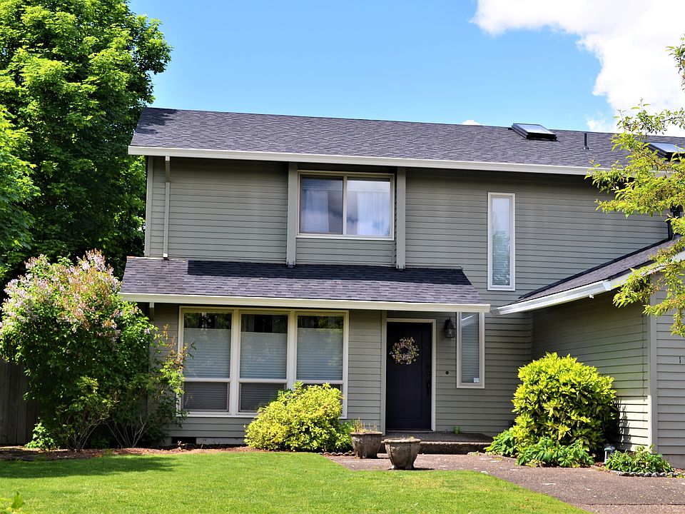 New 50 yr roof-May 2018