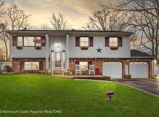 126 Salem Hill Rd, Howell, NJ 07731