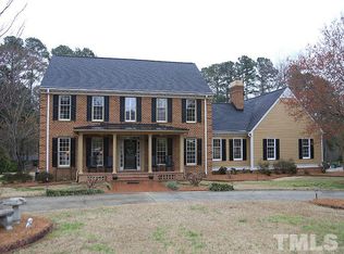 16 Surrey Ln, Durham, NC 27707