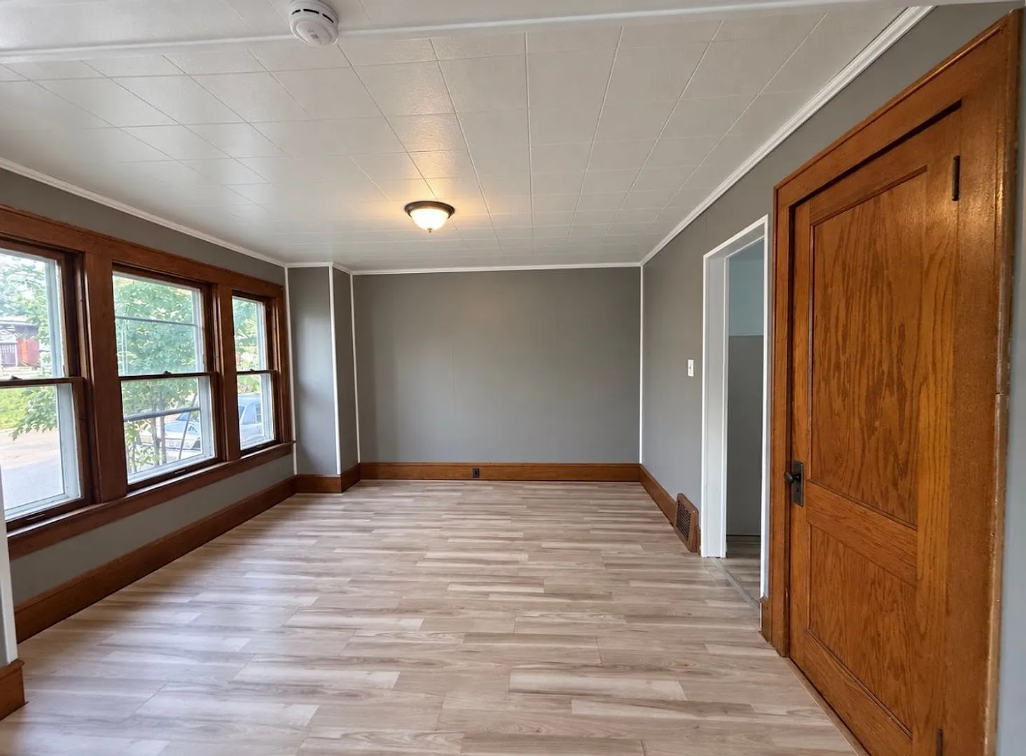 1002 Dartmouth Ave SW — Photo 4