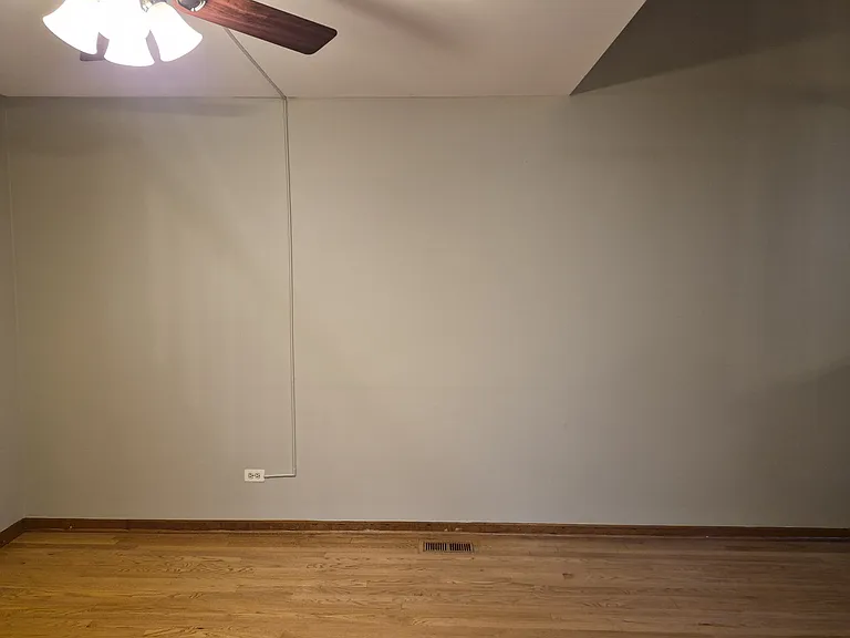 405 S Wenbriar Sq — Photo 8
