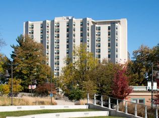 Skyrise Apartments, Rockford, IL 61103