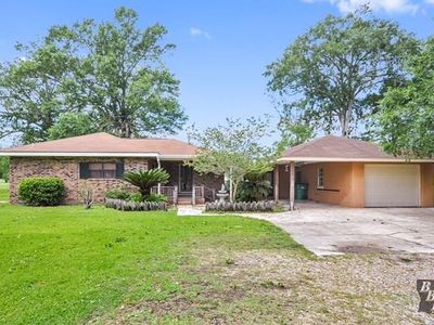 1840 N Hidalgo Ln, Thibodaux, LA, 70301
