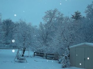 215 Whispering Oaks Dr, Groveland, IL 61535