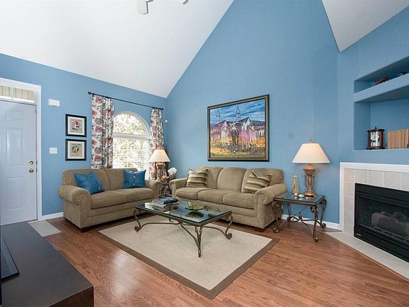 4th image of 104 Leatherwood Ln