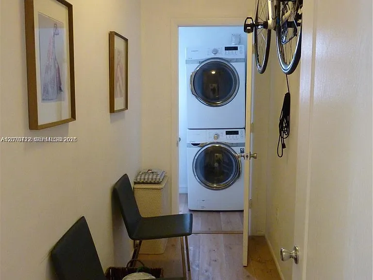 820 Euclid Ave #204 — Photo 13