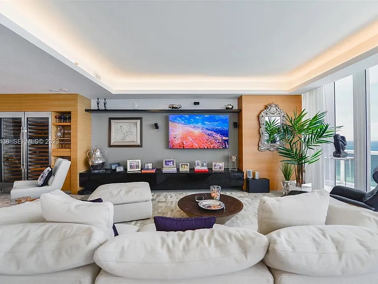 15901 Collins Ave #1701 — Photo 9