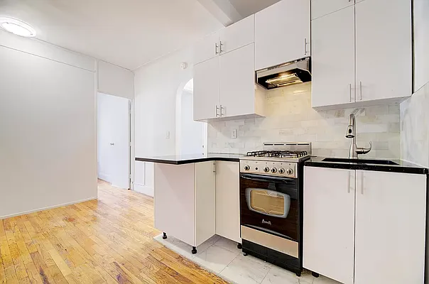 Rented by REAL New York | media 14