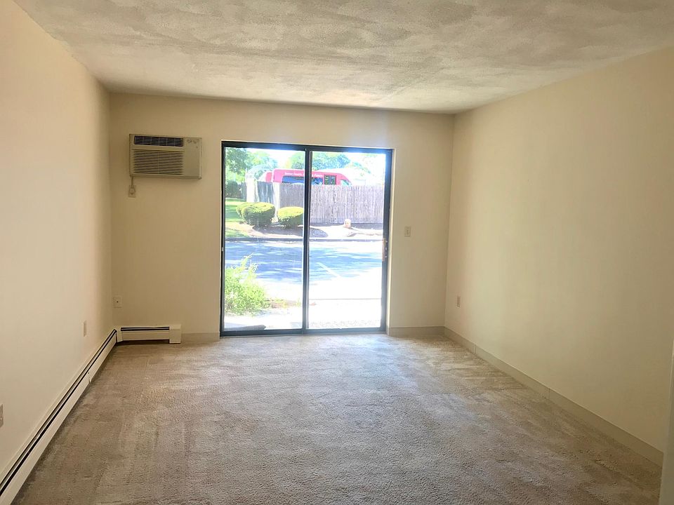 1st image of 59 Farwell St #11