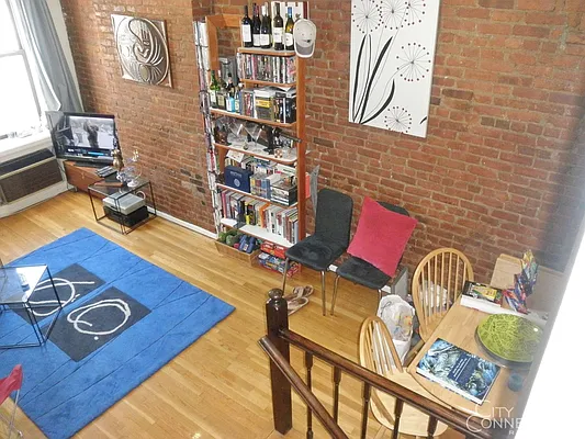 Rented by City Connections Realty | media 27