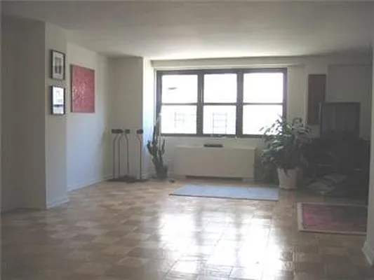 Rented by Lentini Real Estate | media 21