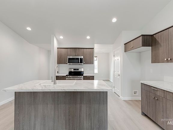 4th image of 3132 N Arroyo Vista Way