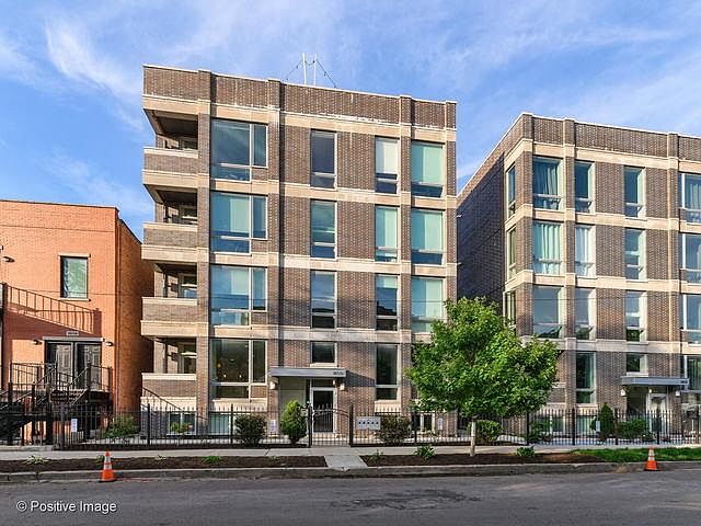 1st image of 1855 N Winnebago Ave APT 2