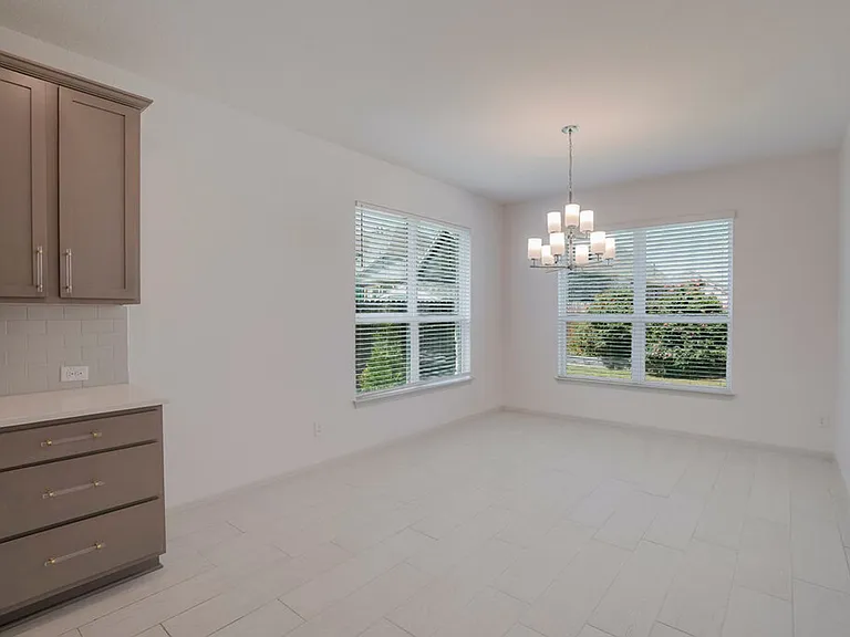 5616 Monrovia Ln — Photo 8