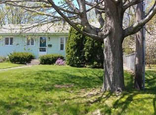 80 Fields Rd, Portsmouth, NH 03801