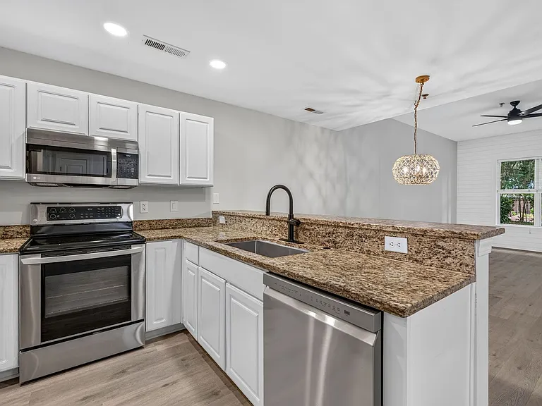 7212 Indigo Palms Way — Photo 5