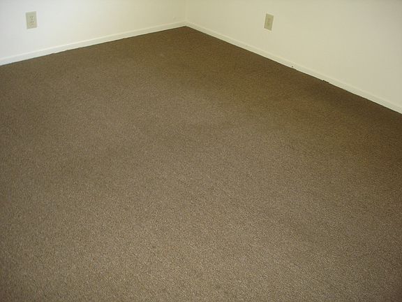 5th image of 1448 W Stoneridge Ct APT D