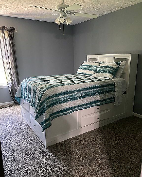 2nd image of 1002 Steven Ct
