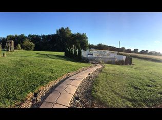 139 4th St, Andover, IL 61233