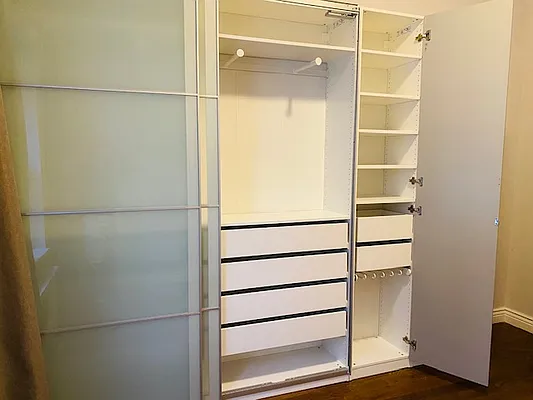 Rented by Bank Neary | media 15