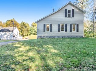 8951 S 2nd St, Mattawan, MI 49071