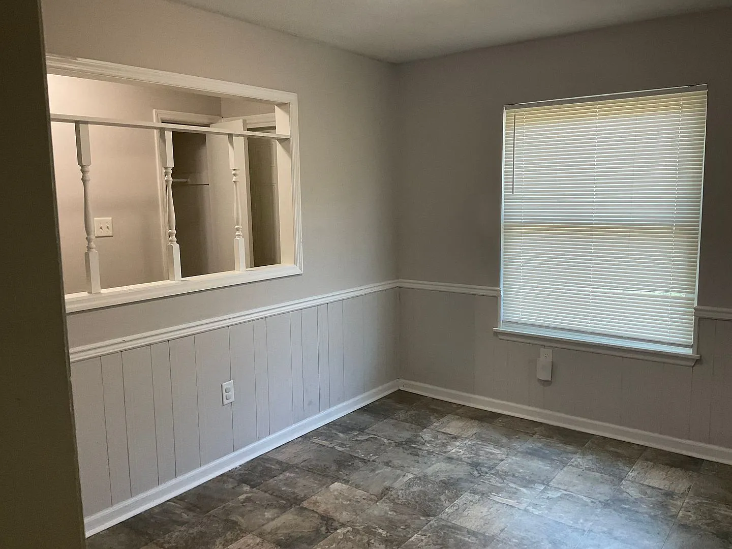 3544 Windermere Dr — Photo 2