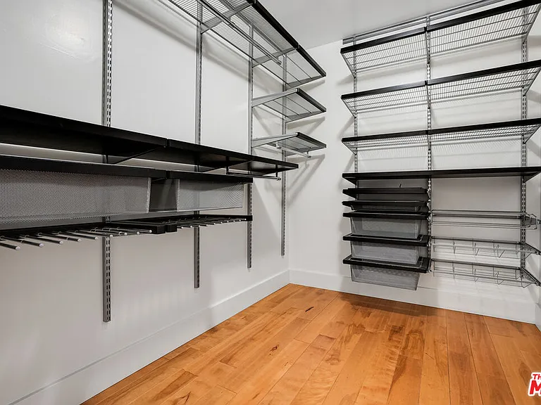 460 S Spring St #512 — Photo 20