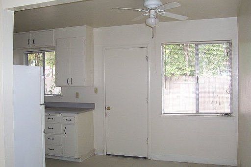 3rd image of 4511 Roosevelt Ave APT 4