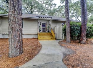 69 Lawton Rd, Hilton Head Island, SC 29928