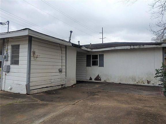 4th image of 3704 Jones Ave