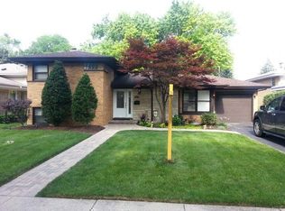 518 Halien Ter, Park Ridge, IL 60068
