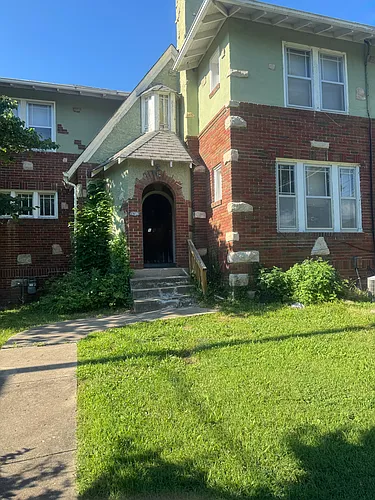 1617 Wilson Ave Photo 1