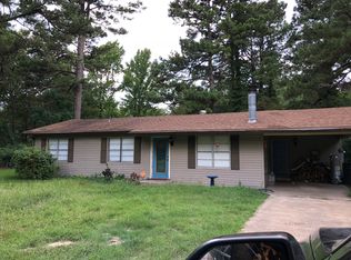 712 Moses St, Hope, AR 71801